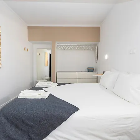 Da Rocha Modern 1 Bed アパート ポルティマン